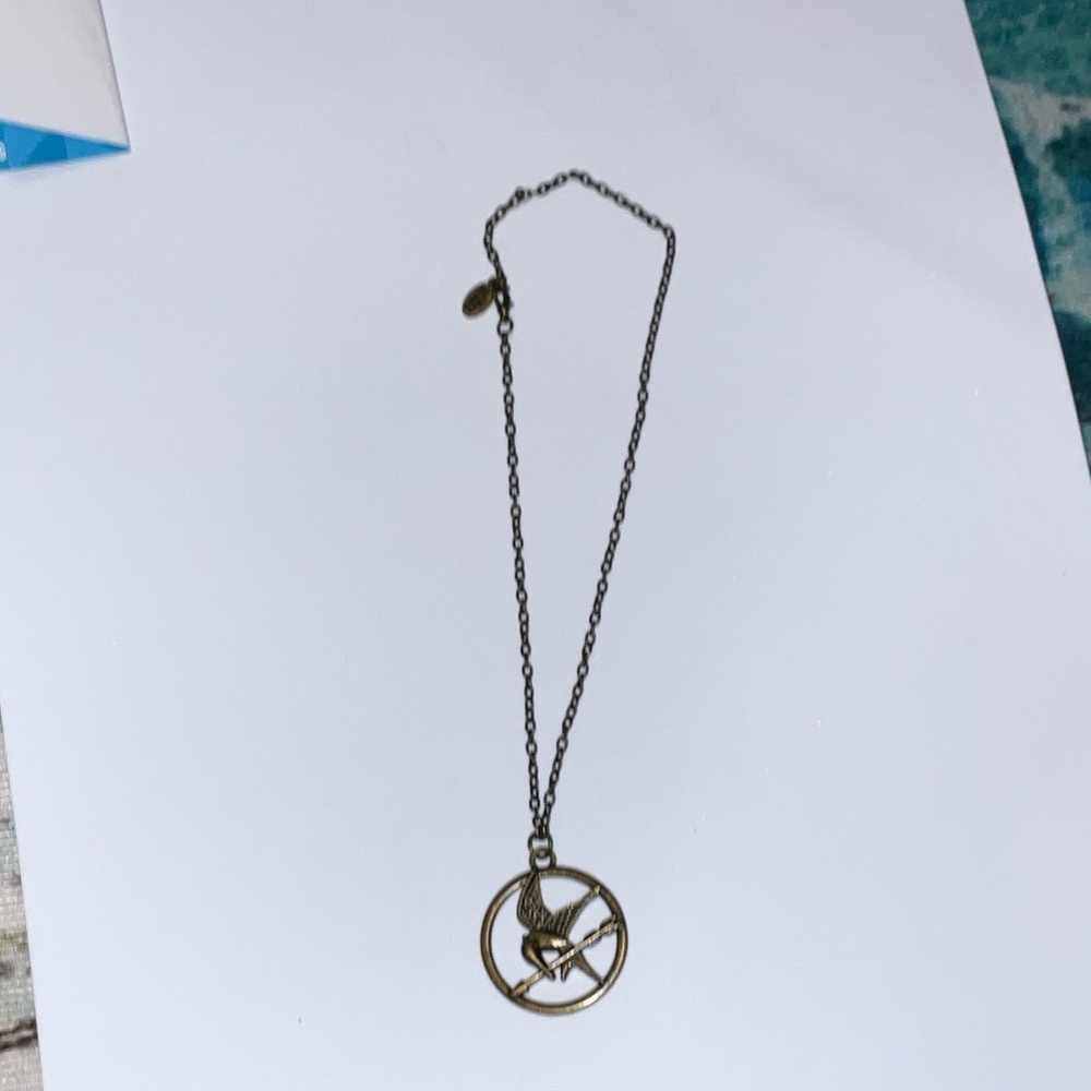 HUNGER GAMES Katniss Mockinglay Pendant Necklace Officially Licensed 2012 NEW